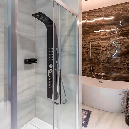 Premium Penthouse
