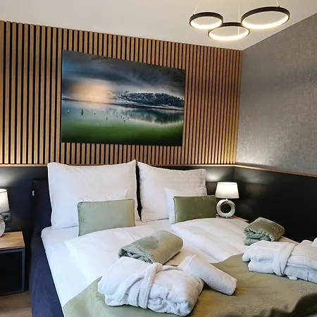 Premium Penthouse Apartment *